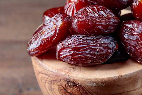 Dates